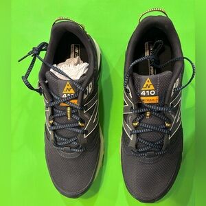 NWT New Balance Trail Running Sneakers